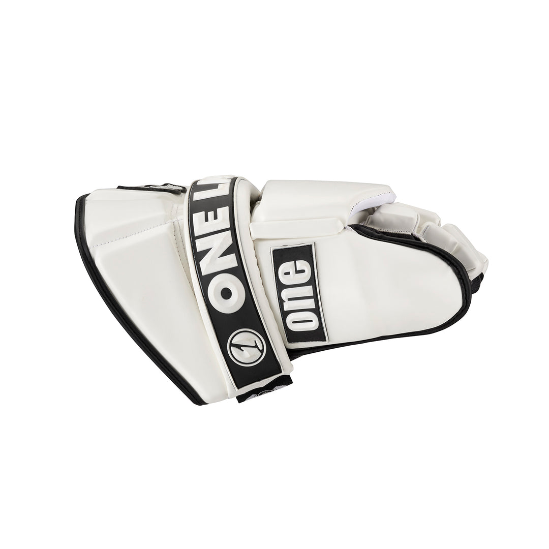 ECLIPSE - BOX LACROSSE GOALIE GLOVES - WHITE - One Lax